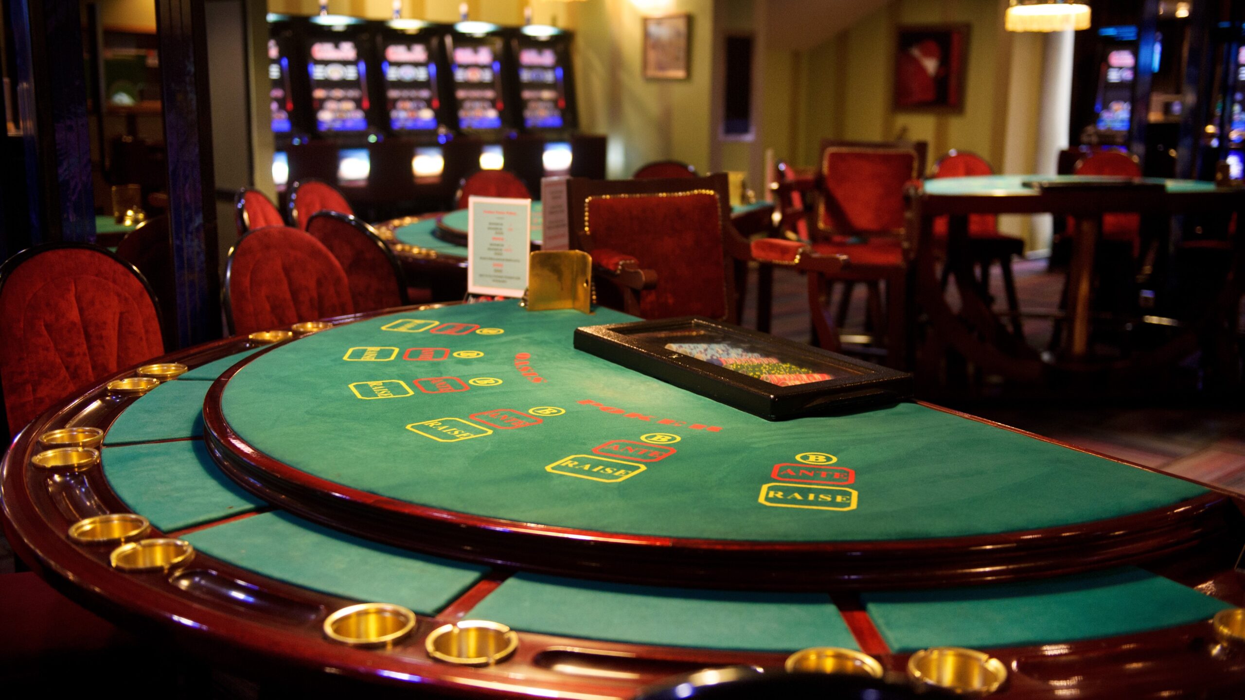 How casinos determine hot/cold tables